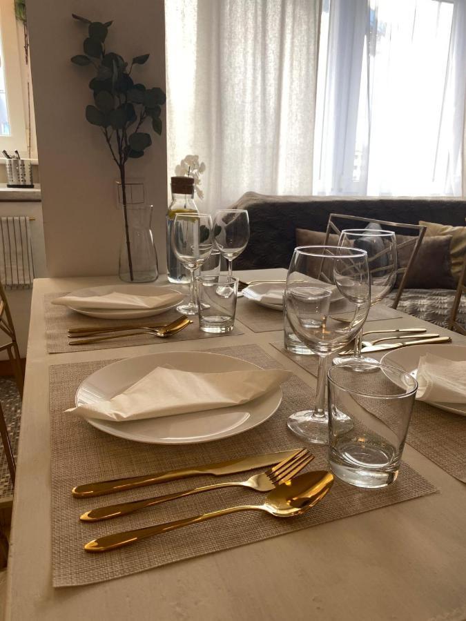 Apartment Vicky - New Centrum Srodmiescie *